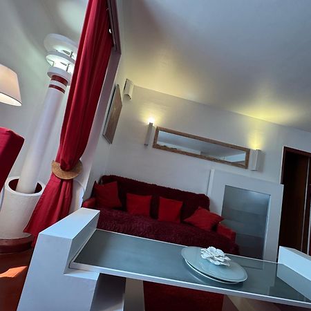 Red Flat Paris Apartment Exterior foto